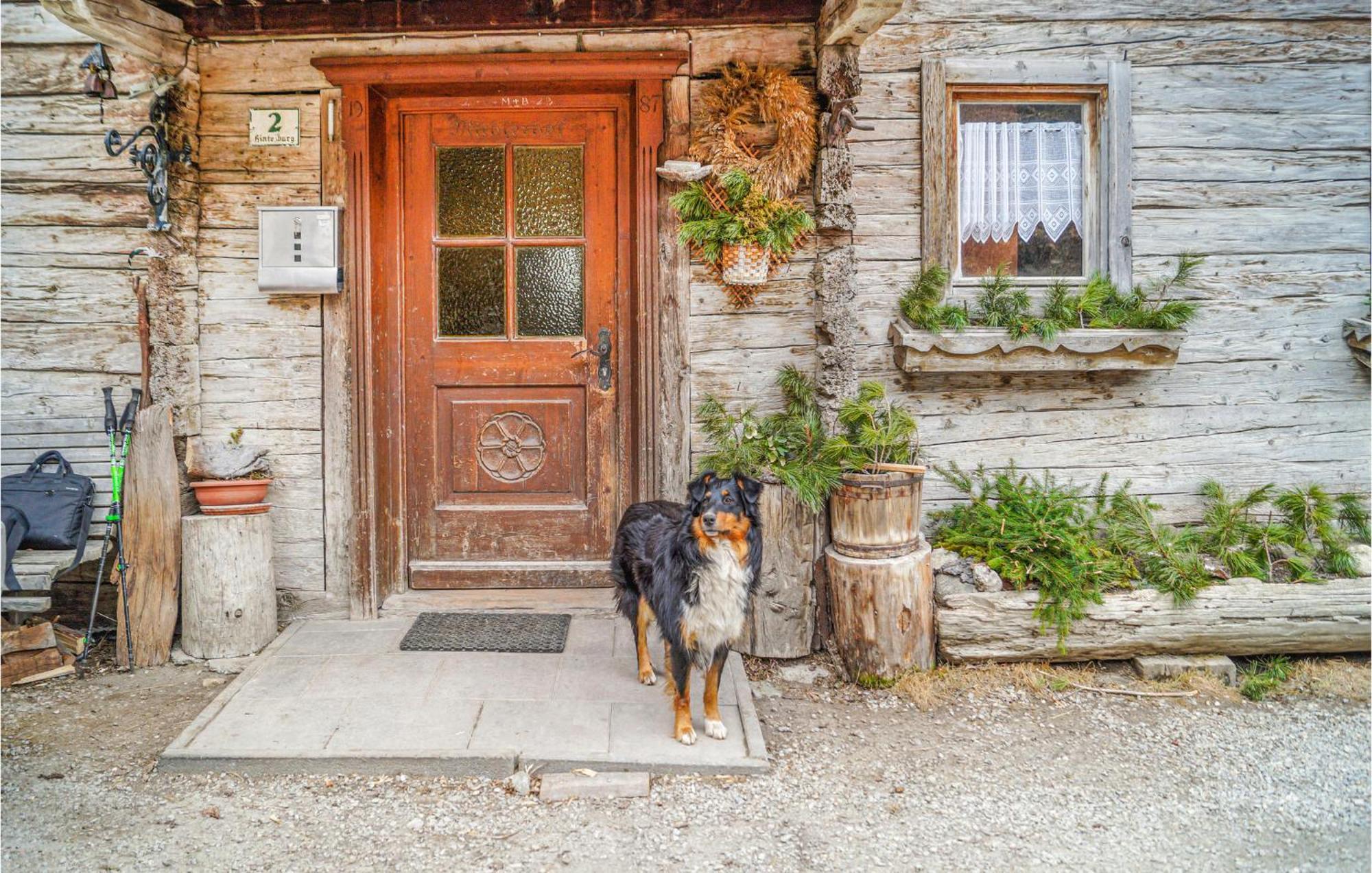 1 Bedroom Cozy Apartment In Hinterburg Экстерьер фото